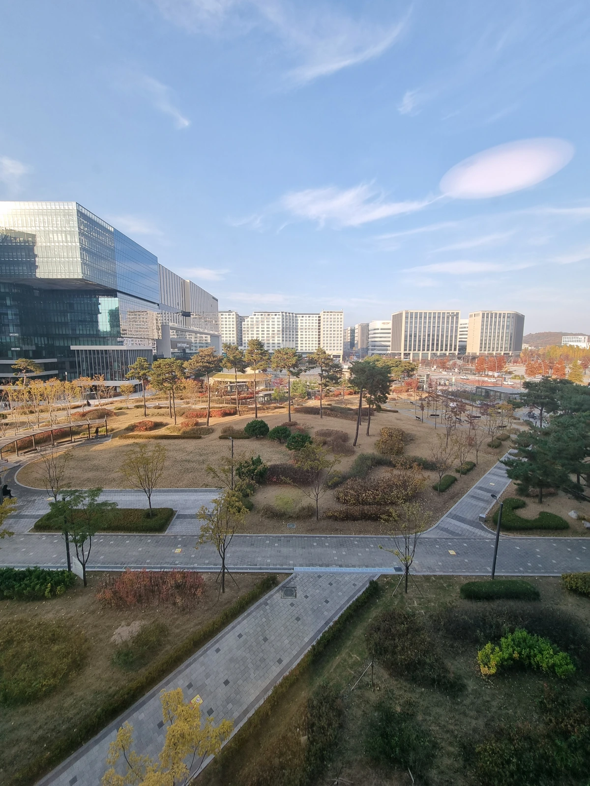 현장에서 바라본 공원